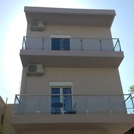 Mary's Maisonette コス・タウン