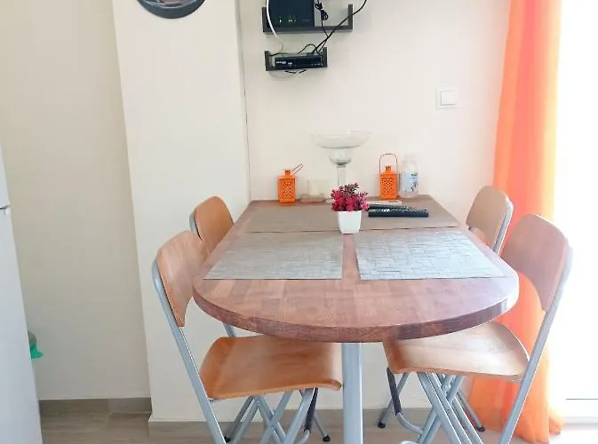 Mary's Maisonette Apartment *